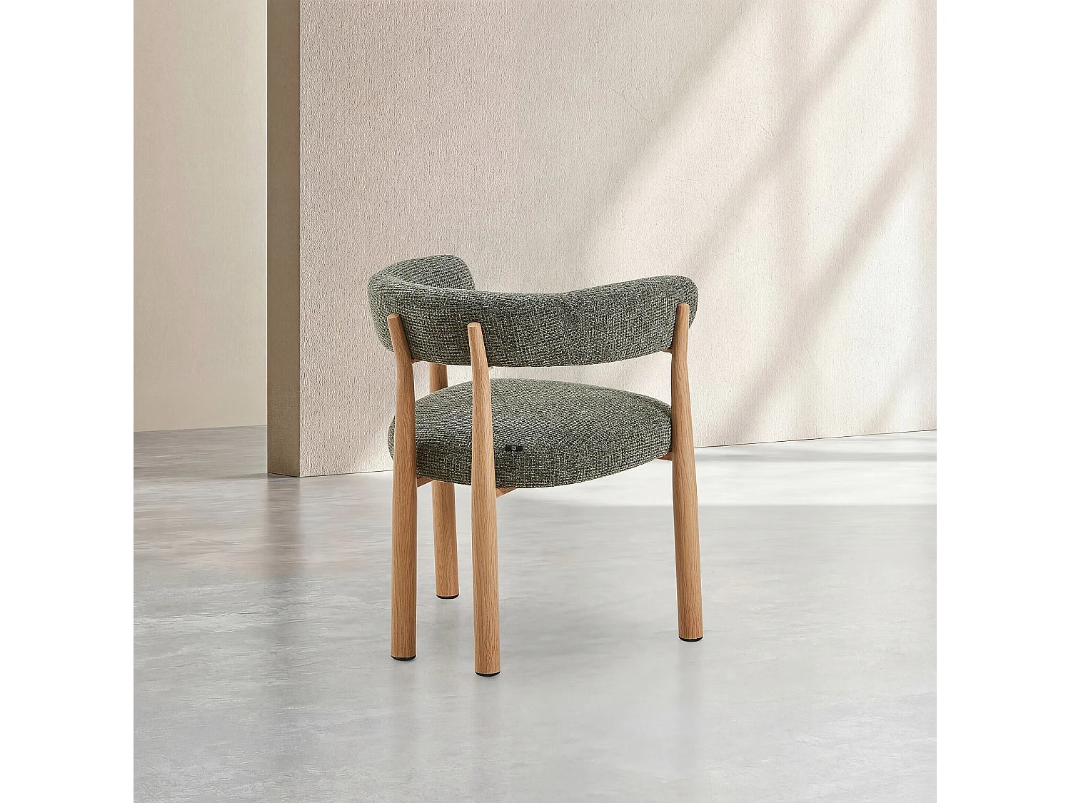 Habitat - Lot de 2 chaises en tissu et métal finition chêne avec accoudoirs - Vert sapin - Bryne