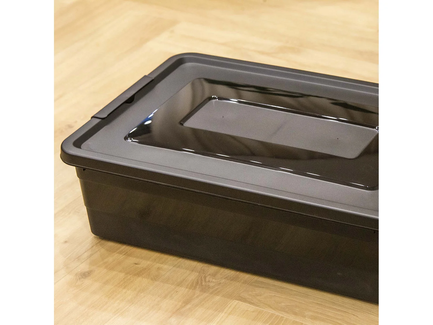 Boîte de rangement en plastique avec couvercle et roulettes, noire, 58,5x38,5x16,6 cm, 28 l