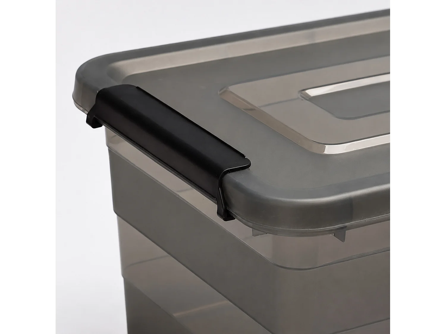 Boîte de rangement en plastique avec couvercle, clips latéraux, gris, 15 L, 39x29x19,5 cm