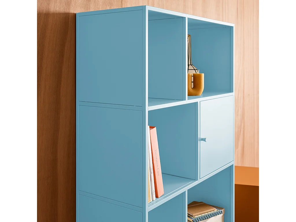 Buffet. meuble de rangement industriel métal bleu clair 8 compartiments. L 80 x P 35 x H 160.5cm - Oklahoma