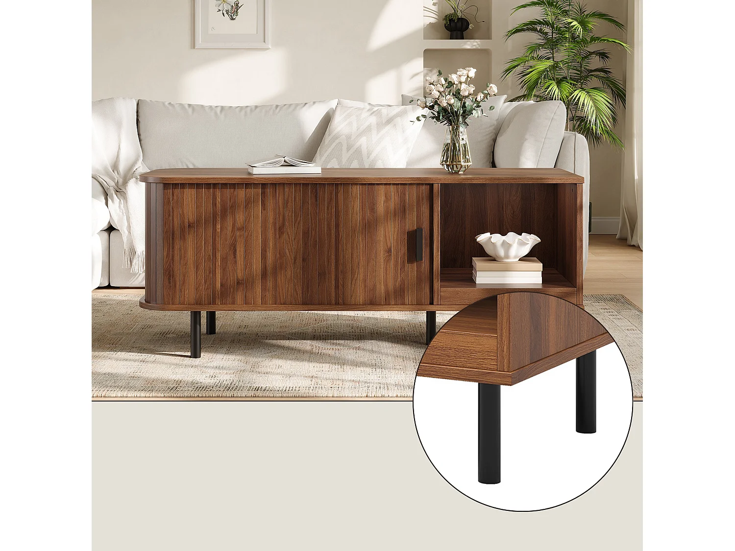 Moderne salontafel met gebogen schuifdeur, geribbeld front, open vak en metalen poten