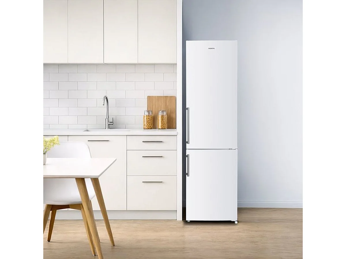 Réfrigérateur combiné OCEANIC OCEAFC262STDW 262 L blanc - congélateur bas