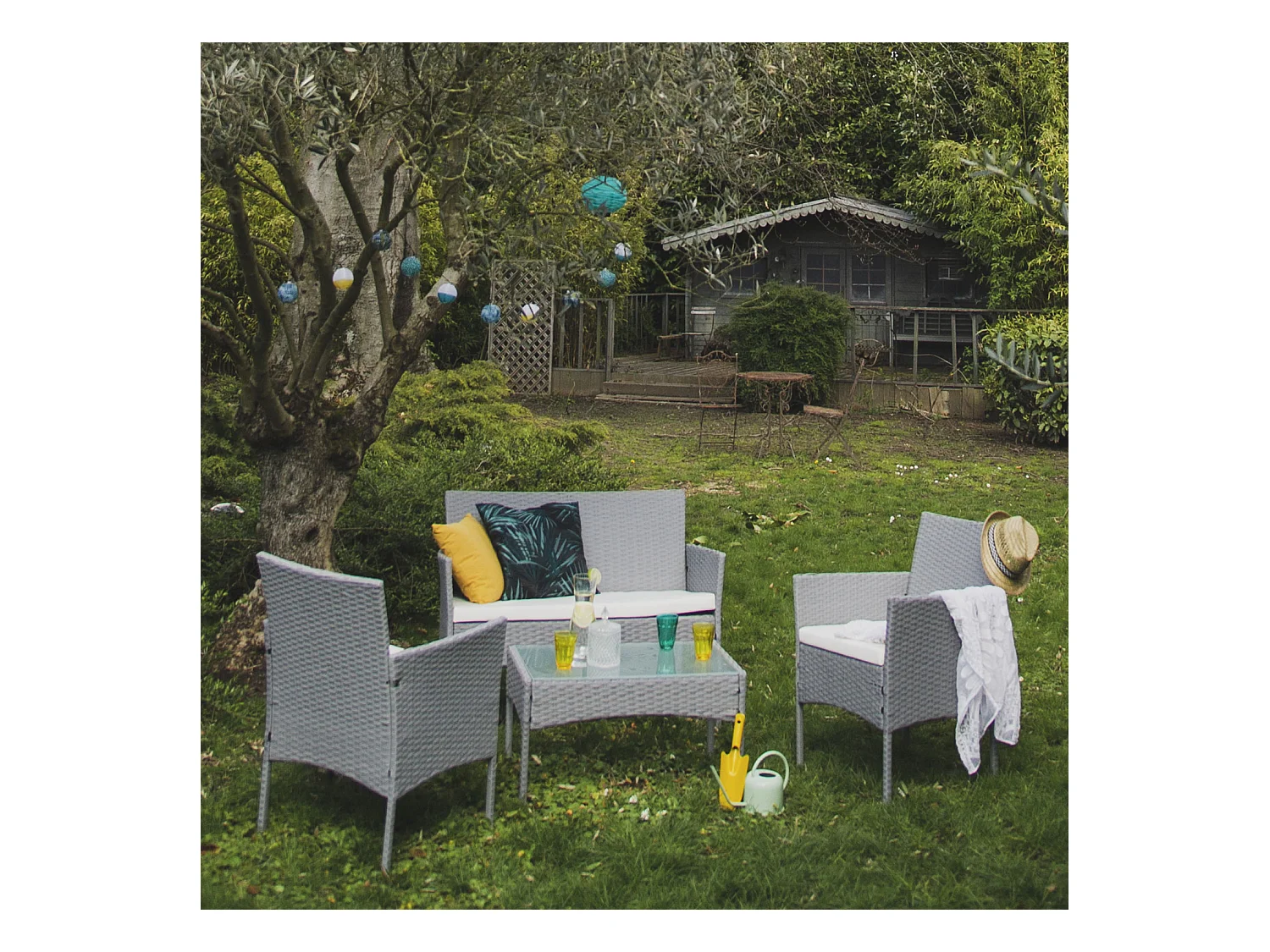 Gartenmöbel CORDOUE aus grauem Harzgeflecht, 4 Sitzplätze - elfenbeinfarbene Kissen
