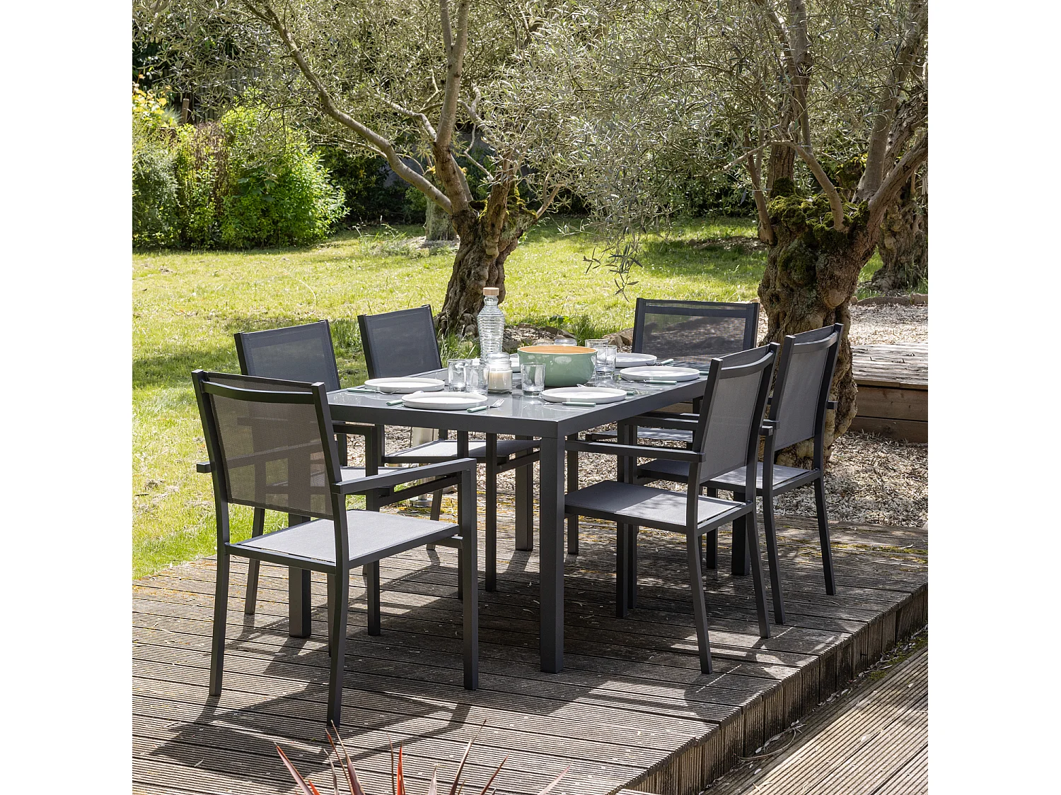 Salon de jardin BERGAMO en textilène gris 6 places - aluminium anthracite - HAPPY GARDEN