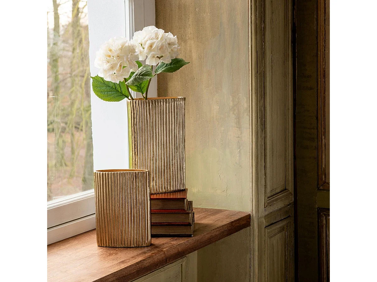 Vase Plat Côtelé "Astride" 23cm Doré