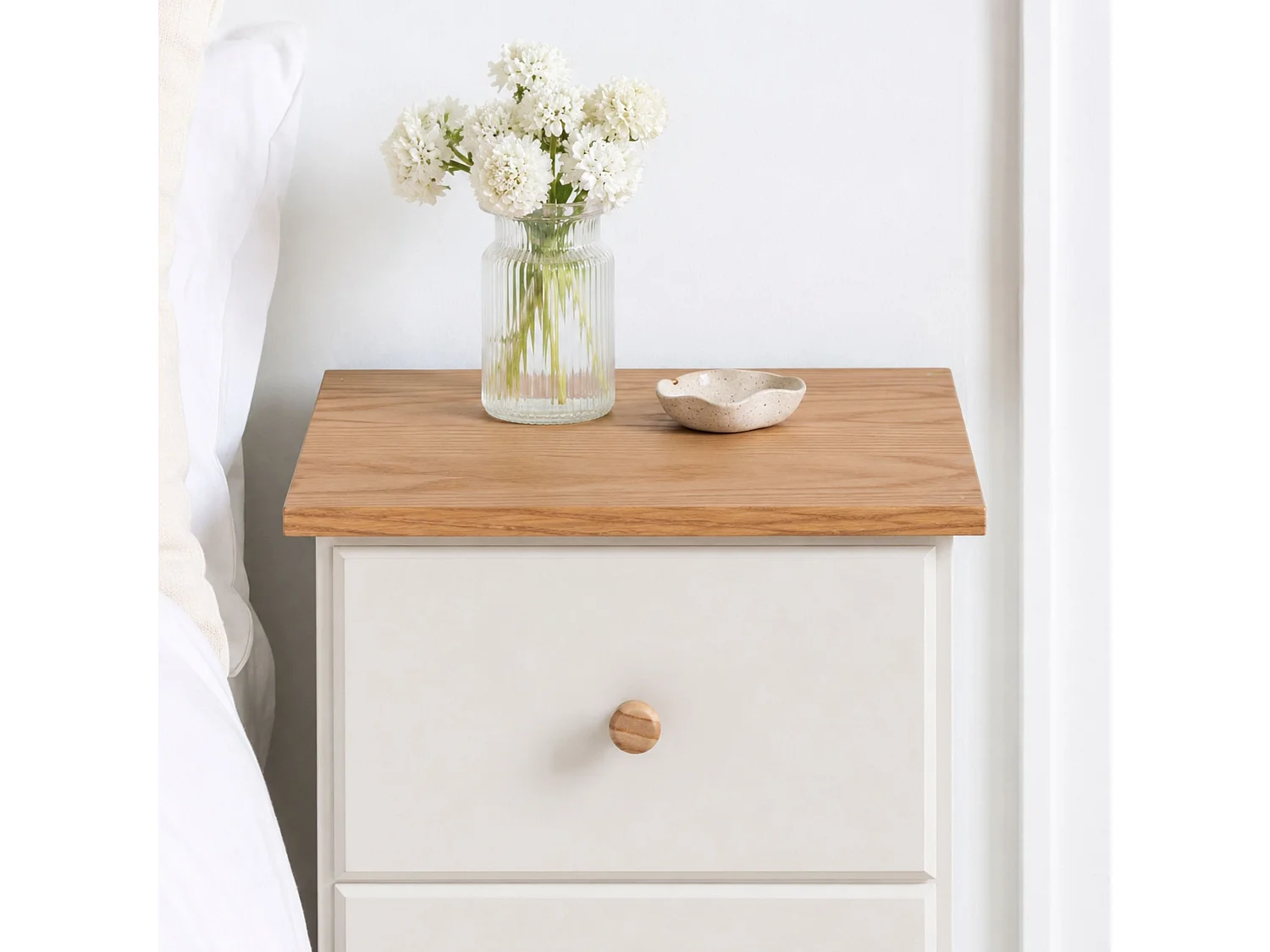 Colorado Country 2-Drawer Petite Bedside Cabinet, White Finish