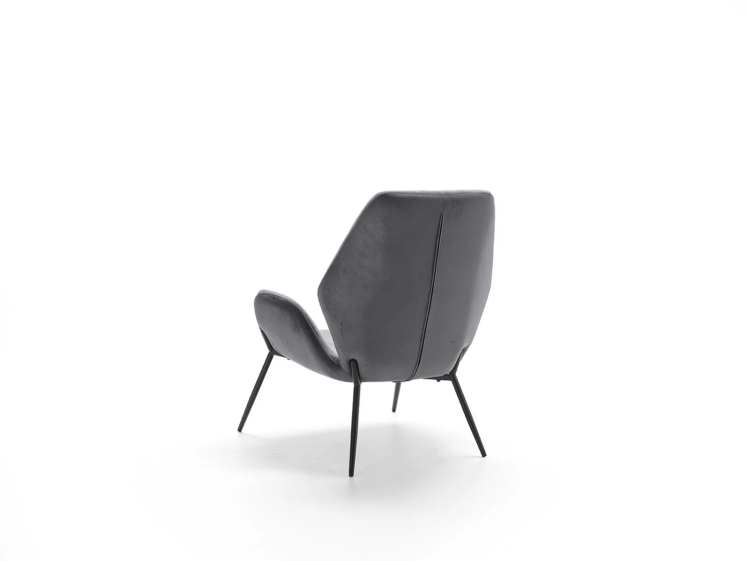 Brandy fauteuil met eigentijds design - antracietkleurige fluwelen zitting en zwart gelakt metalen frame - omhullend comfort