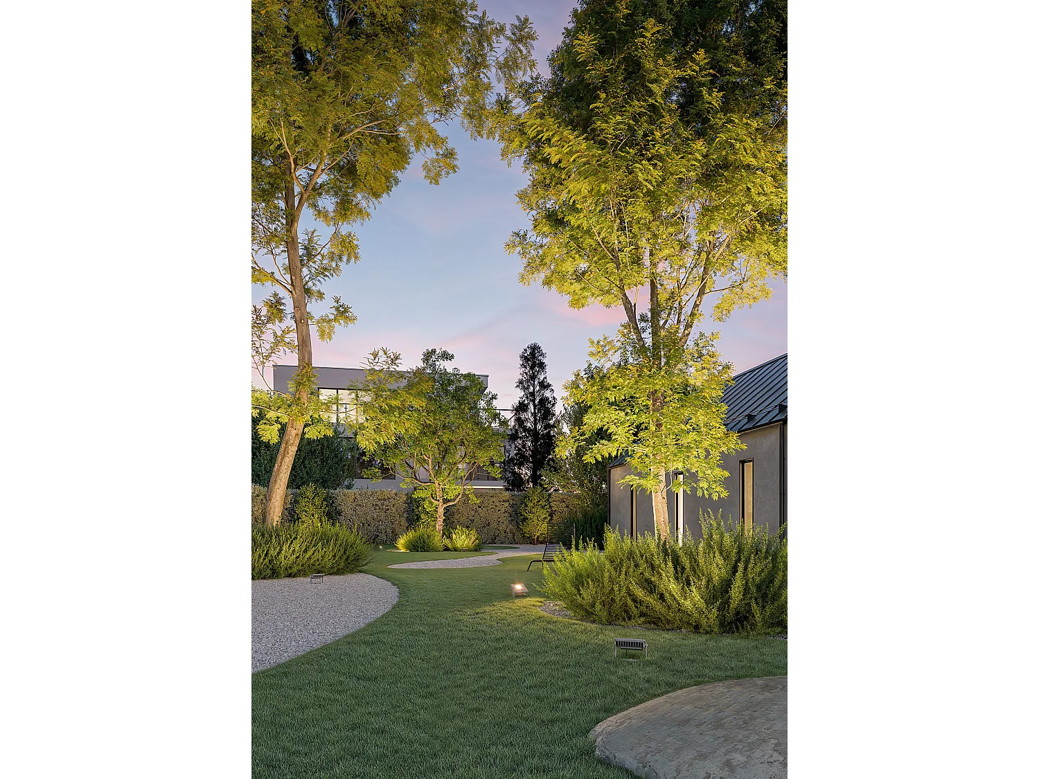 SKY 20W LED-buitenschijnwerper met CCT-schakeltechnologie 3000K/4000K/5000K, 115º stralingshoek, zilverkleurige aluminium behuizing - Beneito & Faure