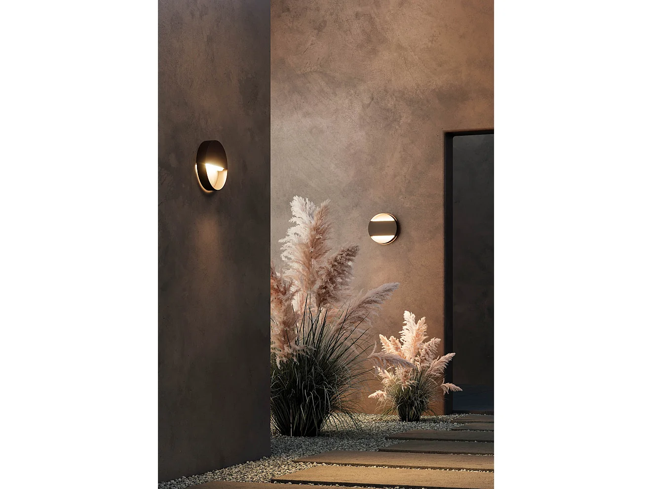 Luminária de parede LED externa Clos Wall Dual 16W com interruptor CCT de 120 graus, 3000K/4000K/5000K, IP65 IK08, preto fosco - Beneito & Faure