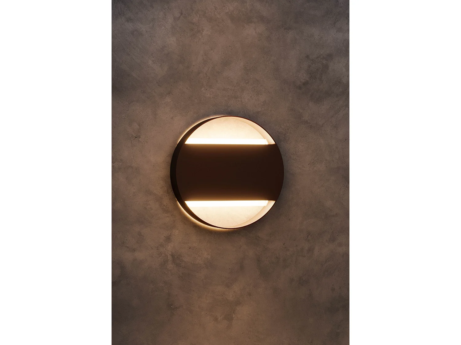 Luminária de parede LED externa Clos Wall Dual 16W com interruptor CCT de 120 graus, 3000K/4000K/5000K, IP65 IK08, preto fosco - Beneito & Faure