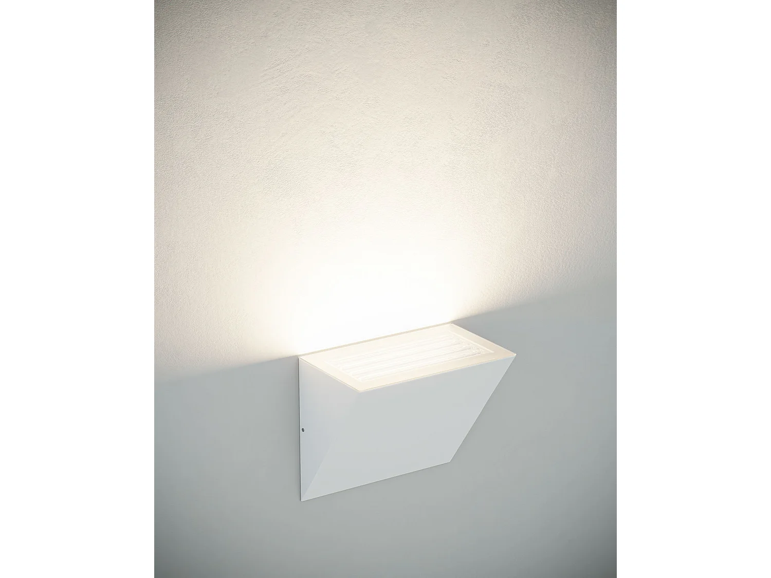 Mini Comet - Luminária de Parede LED 40x90mm Branco Fosco, 10/20W, Interruptor 2700K/3200K/4000K, Regulável por TRIAC, IP65 - Beneito & Faure