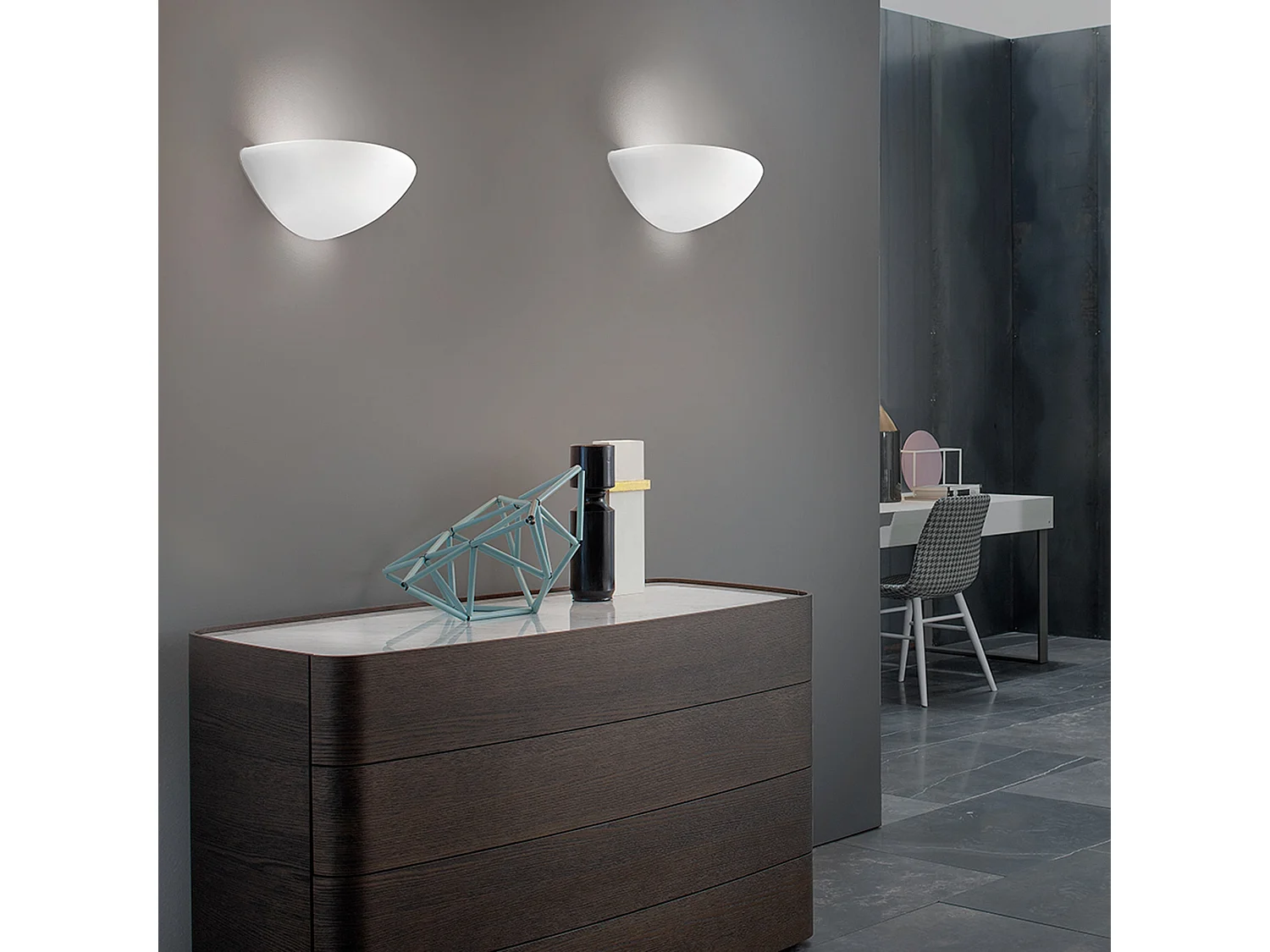 Zafferano Luminária de parede, vidro triplex opala acetinado e metal, 330x115x160 mm, LED 10 Watt, 3000K, IP20, branco, vidro branco opala acetinado