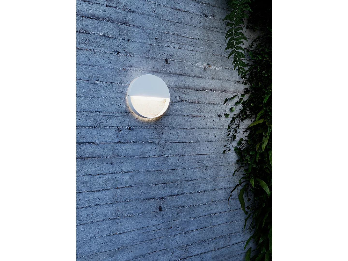 Clos Wall 8 120 LED Outdoor Wall Light 8W Switch CCT 3000K/4000K/5000K Matt White - Beneito & Faure Step Light Lighting