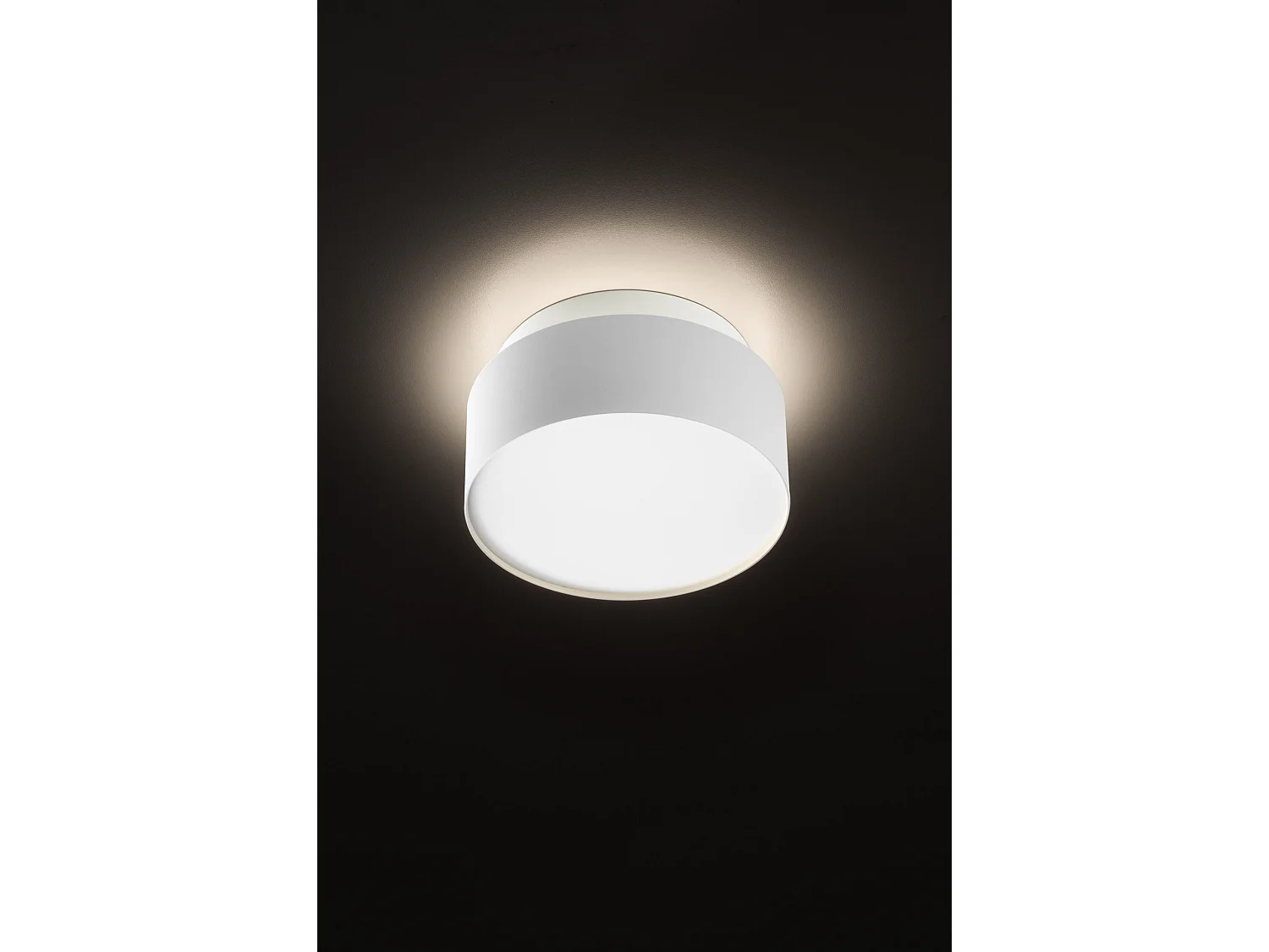 Luminária de teto LED GFA1072 2W+16W 1350lm 3000K 120° CRI>90 Dupla emissão estrutura em alumínio branco acetinado - Gealuce