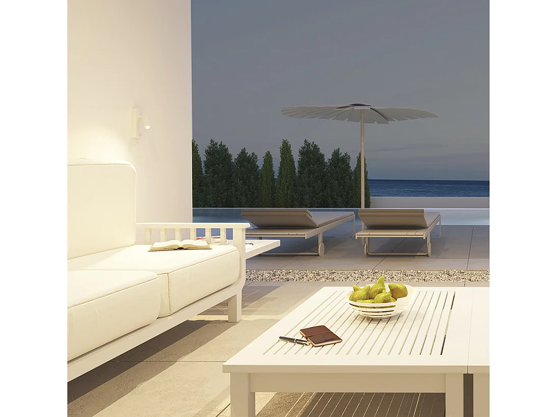 Aplique de parede LED PURE WALL 4W 30° 2700K c/ 3 níveis de intensidade, branco fosco, ajustável e com carregamento USB-C - Beneito & Faure