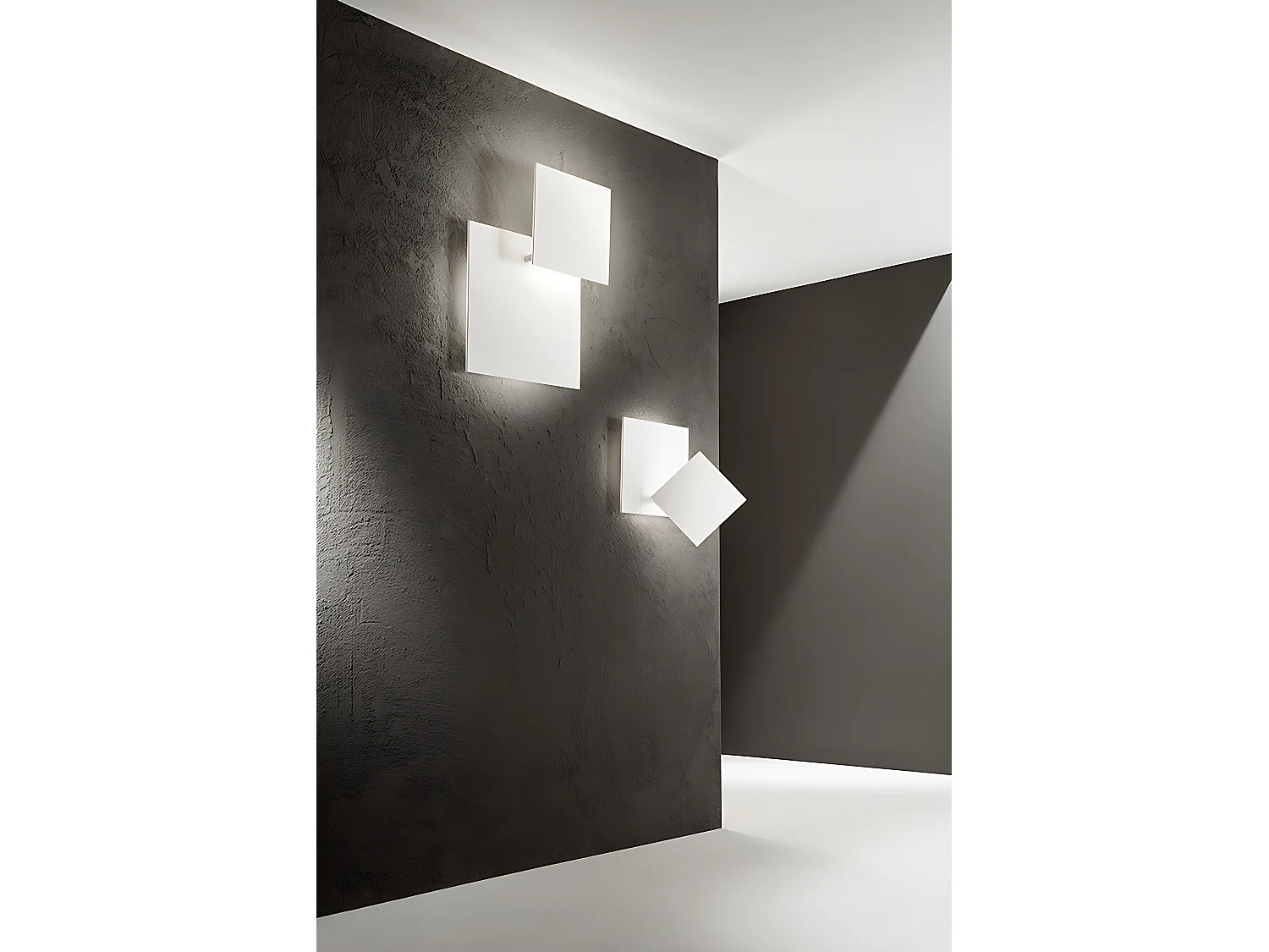 Applique Murale Led Orientable Blanc Mat, 35W, 3000K, Lumière Chaude, Métal Et Aluminium, Design Moderne Pour L'Intérieur, 48X32 Cm - Perenz
