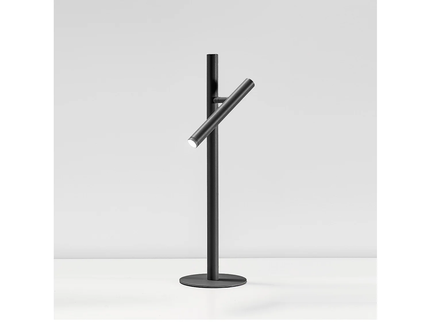 GLS – verstelbare LED-tafellamp 5,4W 3000K 25° matzwart IP20 dimbaar – Gealuce