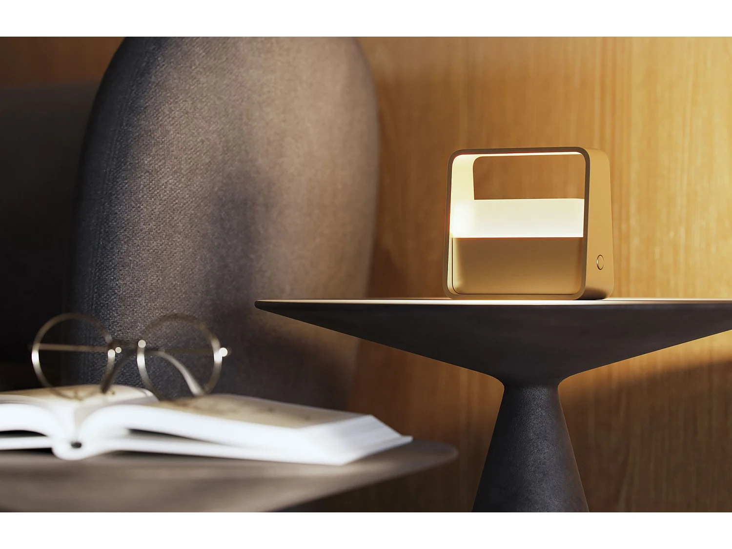 Draagbare tafellamp 2W 180º dimbare LED 3000K geborsteld goud, 3,5 uur batterijduur, elegant ontwerp IP20 - Beneito & Faure