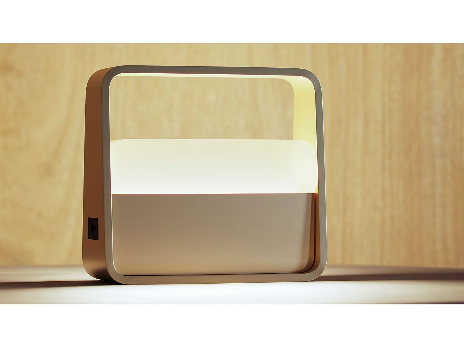 Draagbare tafellamp 2W 180º dimbare LED 3000K geborsteld goud, 3,5 uur batterijduur, elegant ontwerp IP20 - Beneito & Faure