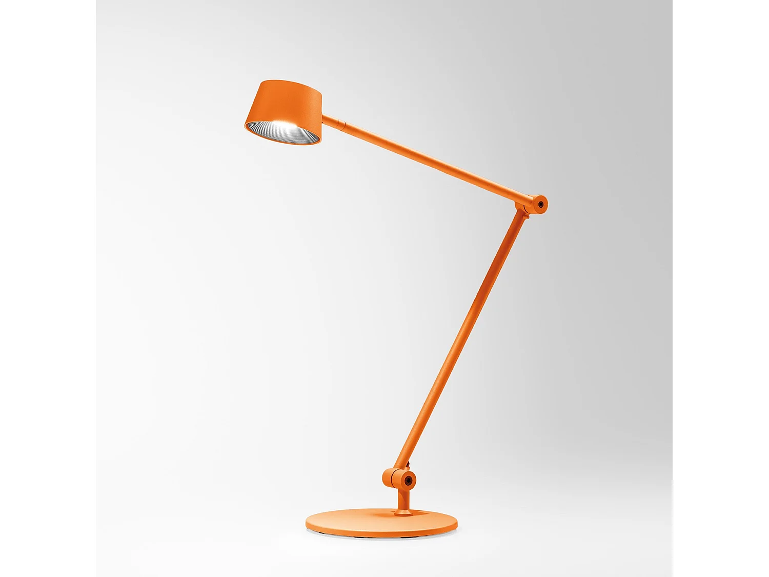 Efira L Tafellamp - 6,2W LED 3000K Instelbaar dimbaar, Verbrand oranje aluminium frame met methacrylaat diffuser - Gea Luce