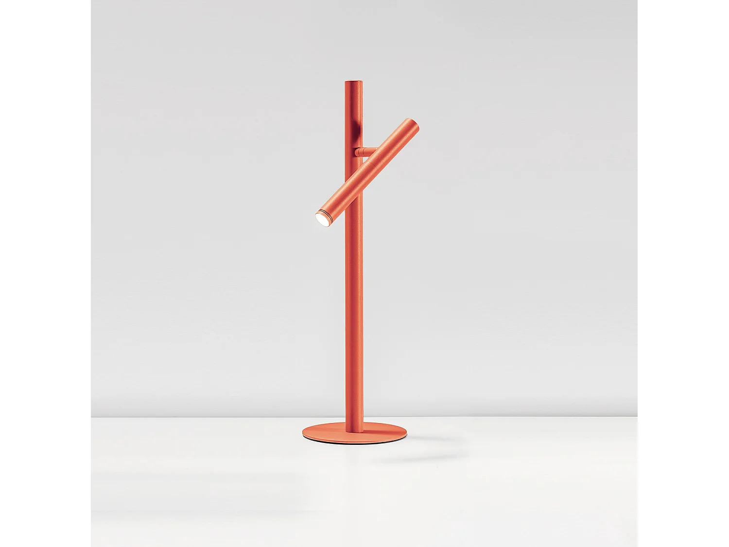 Gealuce GLS tafellamp in verbrand oranje aluminium - 5,4W verstelbare LED-lamp met drukknopdimmer, 3000K, 25° stralingshoek, IP20, modern design