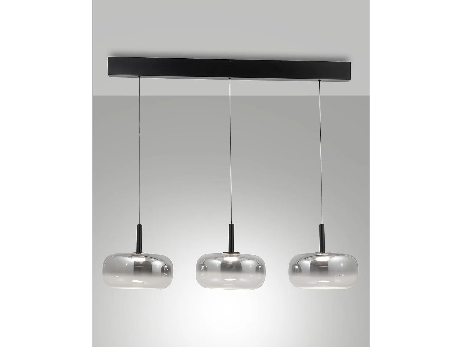 Devero LED-hanglamp 3x7W 2550lm CCT dimbaar, metalen frame en borosilicaatglas, lichtgrijs verloop - Devero