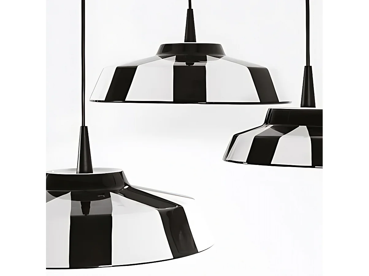 Circus hanglamp van handgemaakt Italiaans keramiek, zwart-wit gestreept design met rode binnenkant, geïntegreerde 8W LED, diameter 24 cm