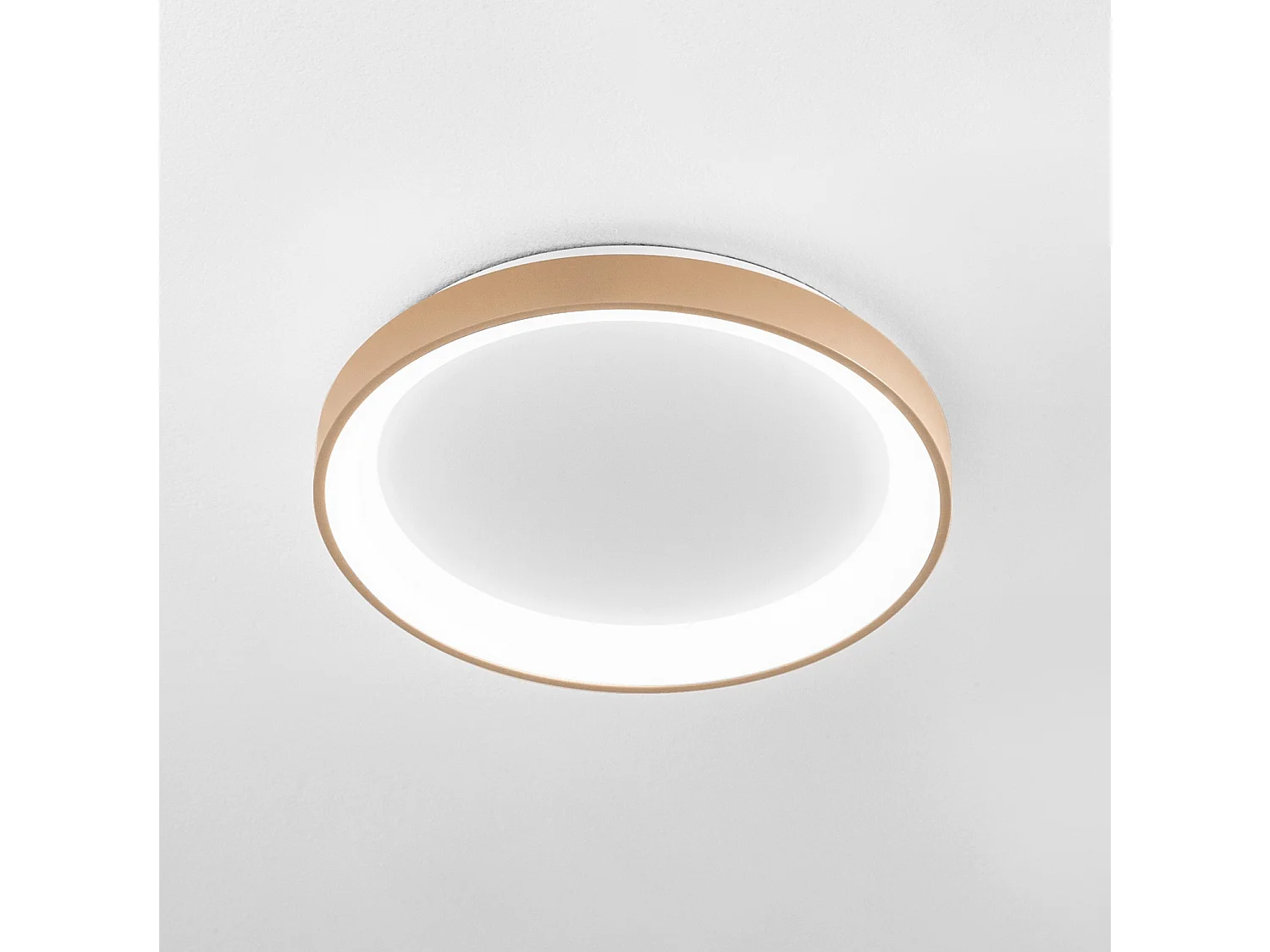 Krizia 50W LED-Deckenleuchte, neue beige Ausführung, dimmbar (3000K–4000K), Aluminium mit Opal-Acryl-Diffusor – Gealuce