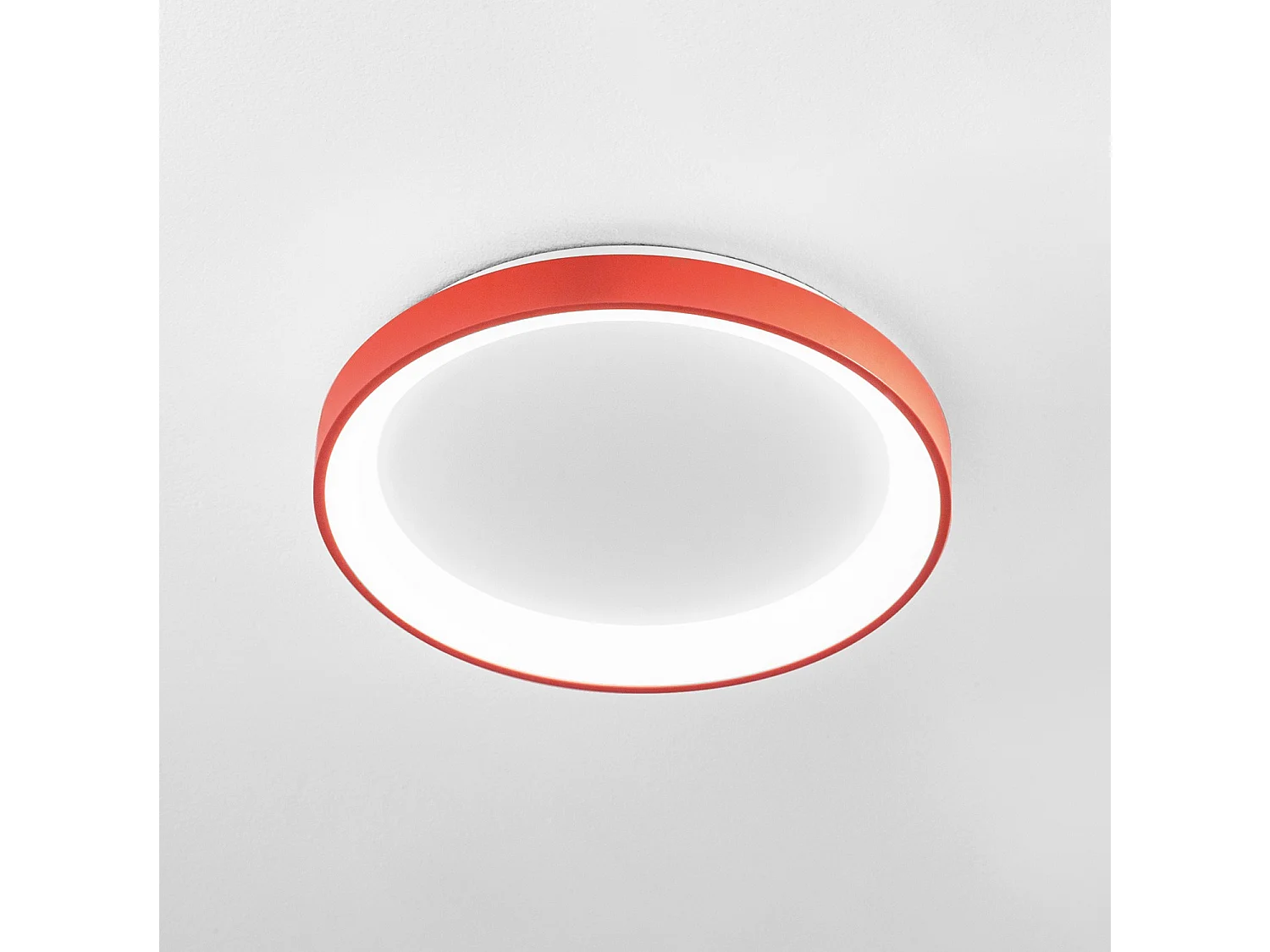 Krizia 50W LED loftlampe, terrakottafinish, dæmpbar (3000K–4000K), aluminium med opal akryldiffusor – Gealuce