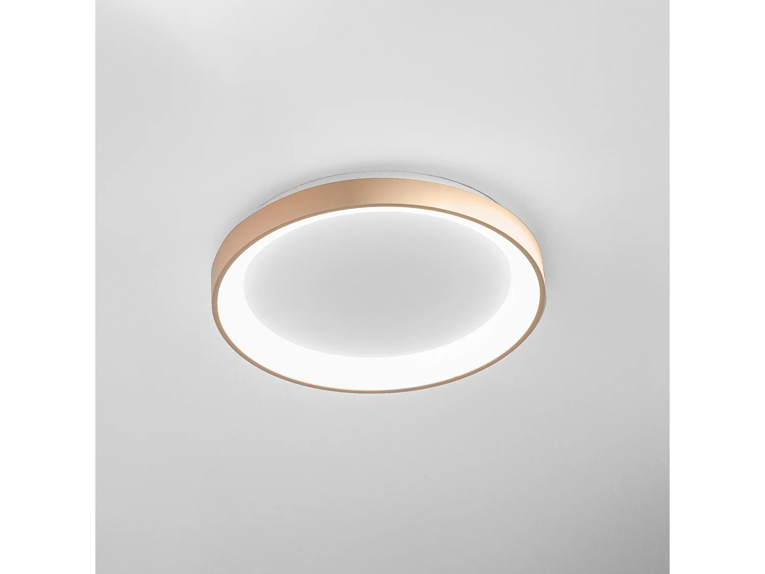 Krizia P/P 30W 2500-2600lm 3000K-4000K Deckenleuchte in neuem Beige - Dimmbare LED-Deckenleuchte mit Direktlicht - Gea Luce