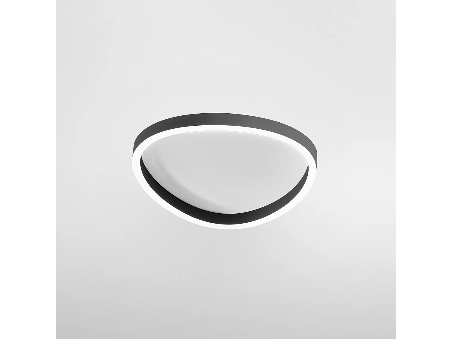 Lampa sufitowa Ecaris P/P 38W+8W LED 2200-2300lm CCT 3000K/4000K ściemnialna w kolorze satynowego czarnego aluminium - Gealuce