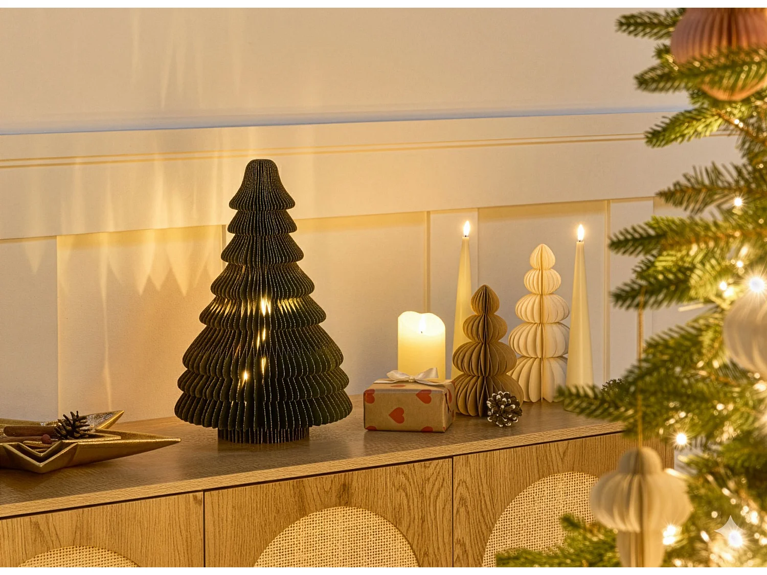 Décoration de Noël LED ANDAN 41 cm Arbre de Noël Vert