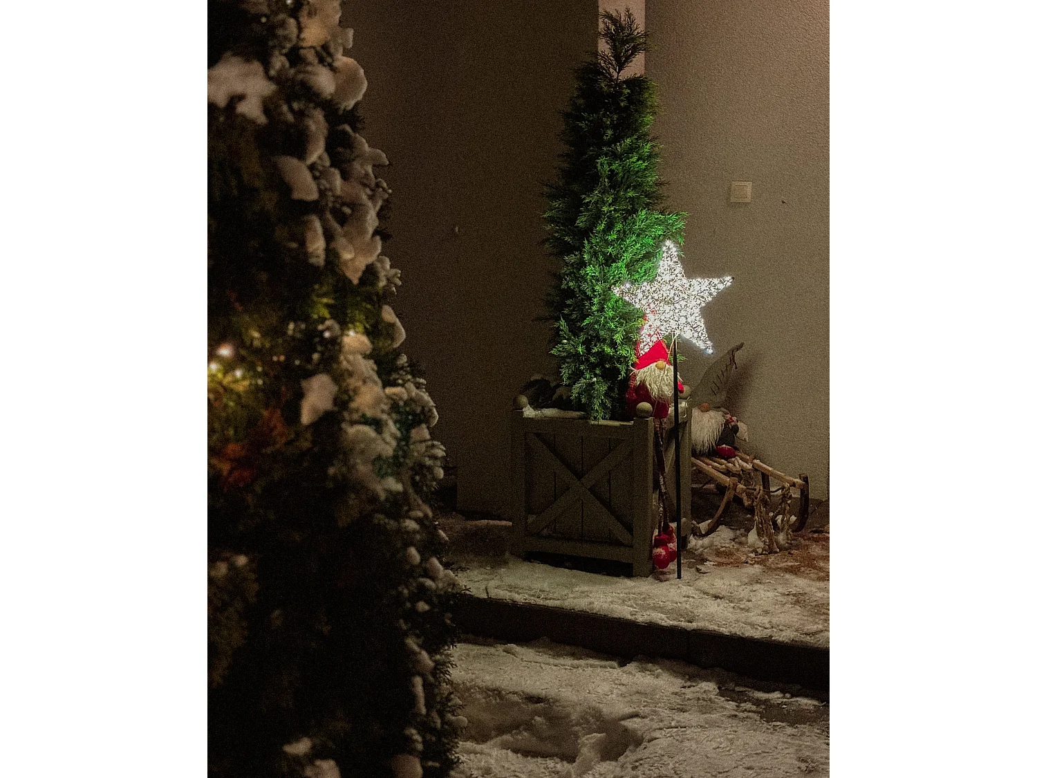 Décoration extérieure LED SANNAN 110 cm Étoile Noir