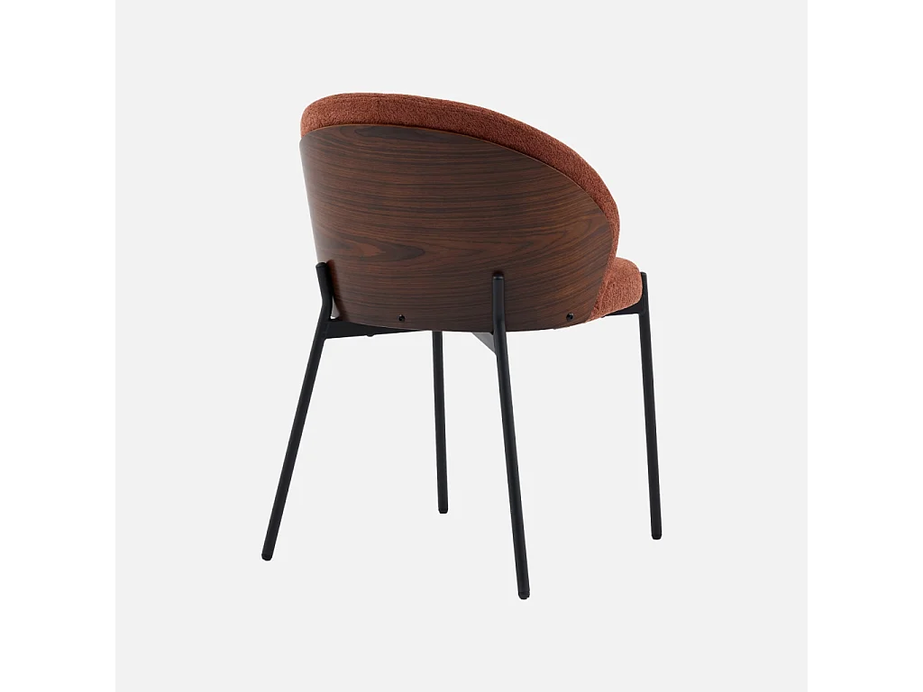 Silla de madera de álamo teñida de nogal, acero y tejido texturizado,