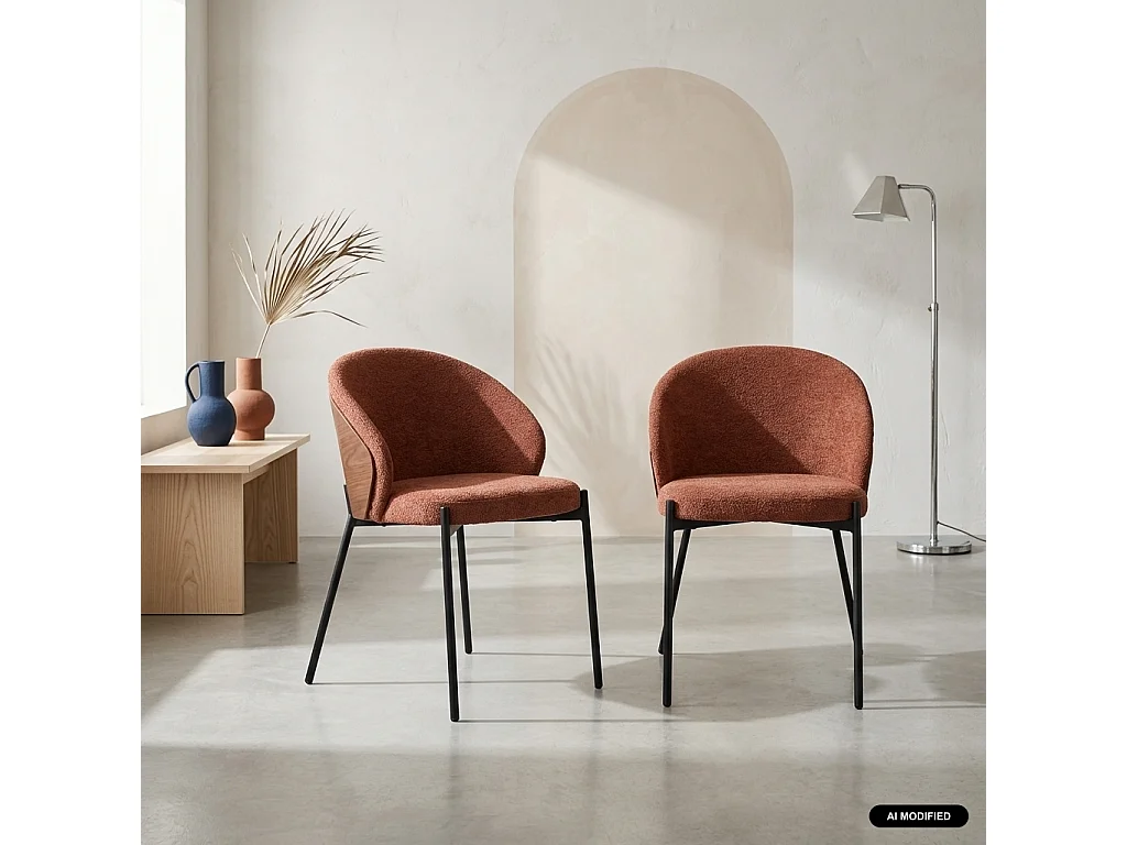 Silla de madera de álamo teñida de nogal, acero y tejido texturizado,