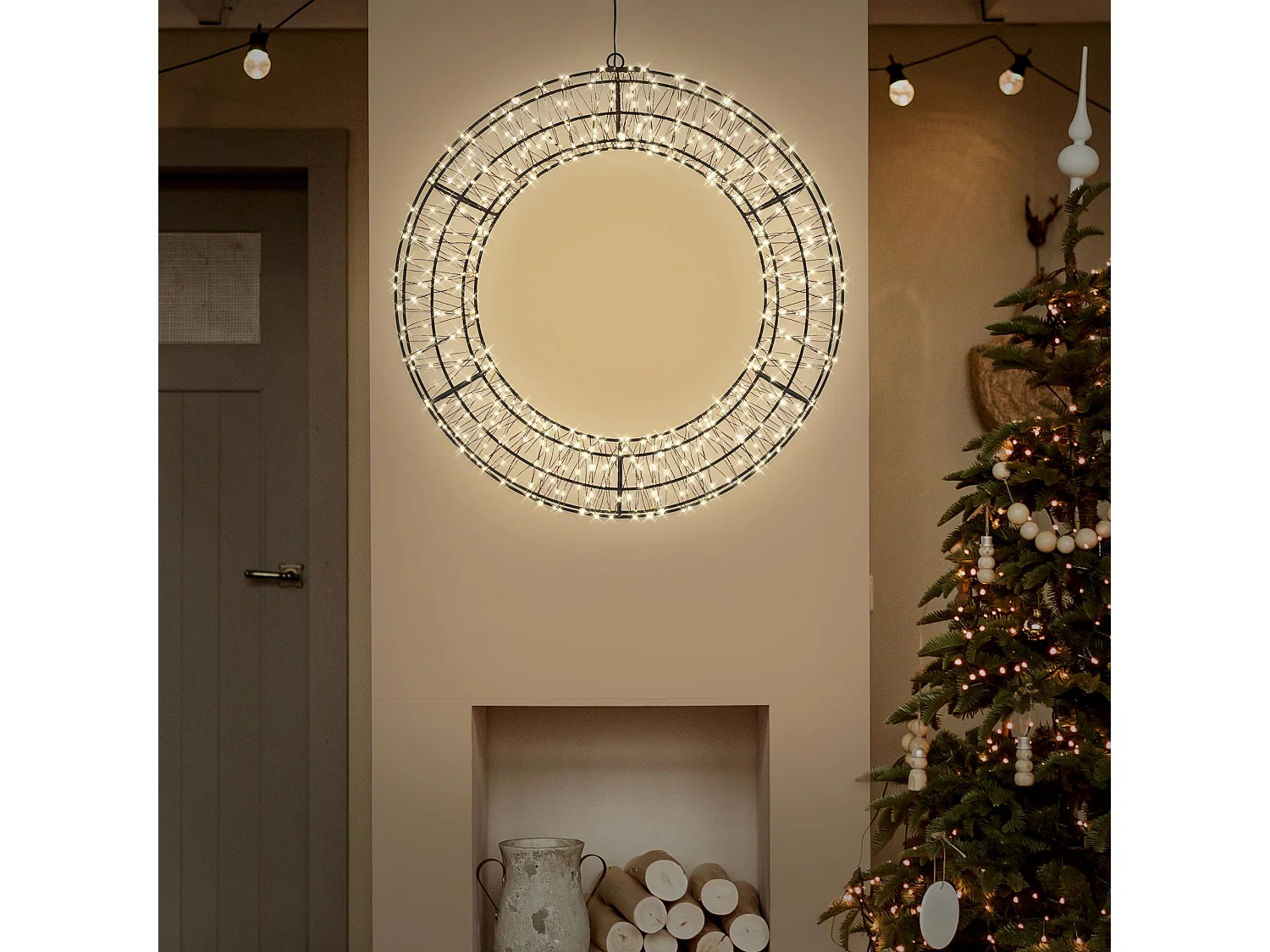 Couronne lumineuse de Noël LED Ø 58 cm décoration suspendue, anneau lumineux en métal, 840 LED blanc chaud, minuterie, íntérieur et extérieur, IP44