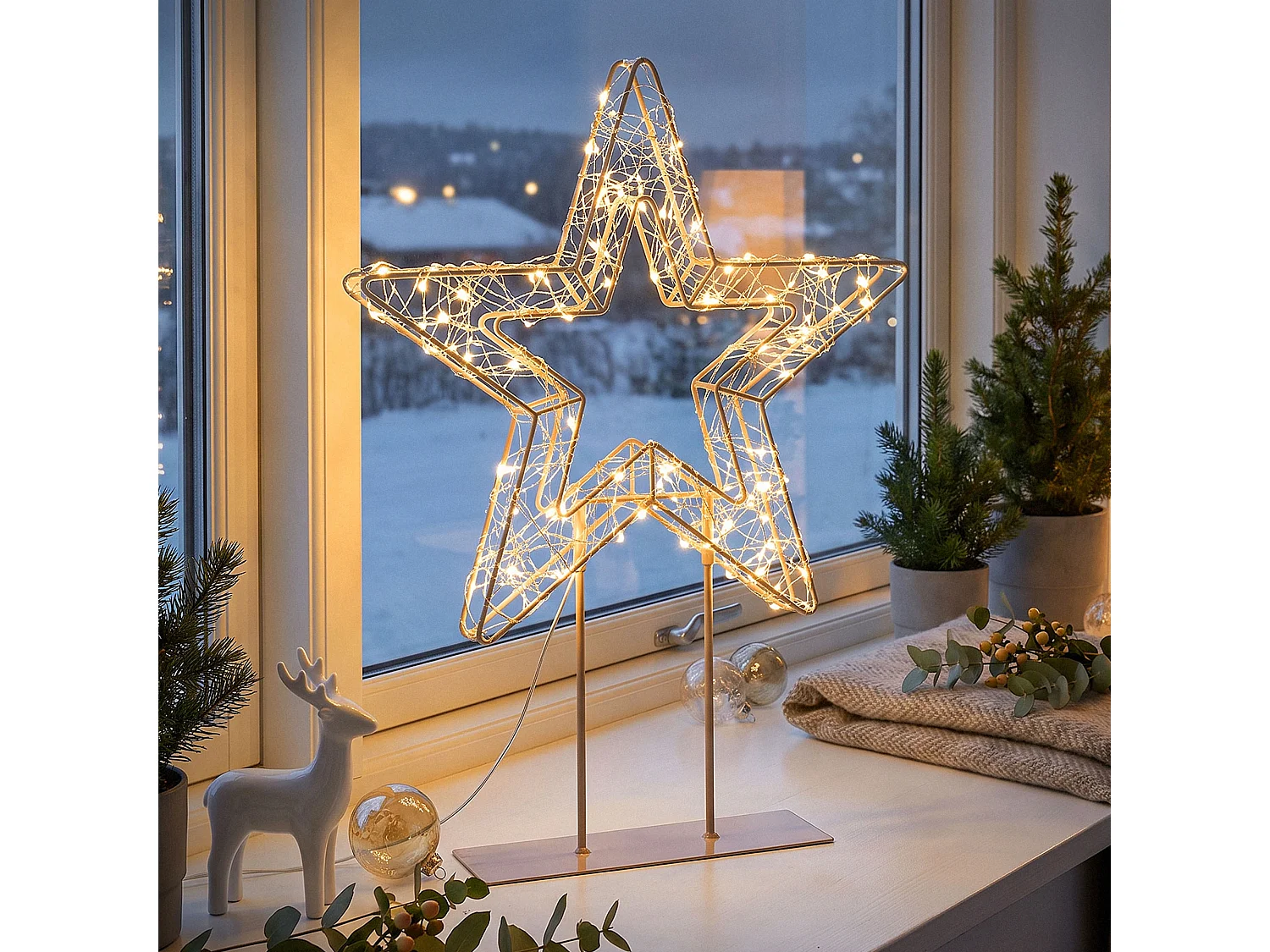 Décoration de Noël, étoile lumineuse sur pied 48,5 cm, 300 LED lumière blanc chaud, silhouette décorative à poser, intérieur et extérieur, minuterie