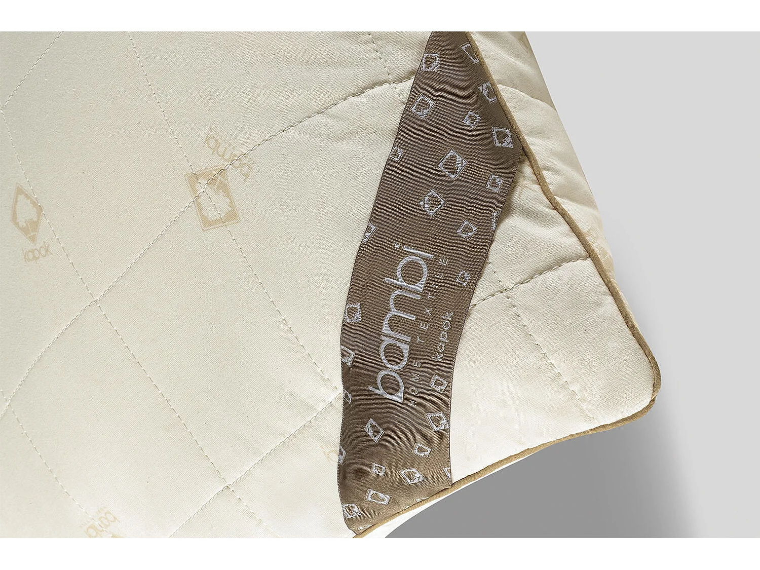 BAMBI Oreiller Kapok 50 x 70 cm, Garnissage 30% kapok et 70% coton, Enveloppe 100% coton