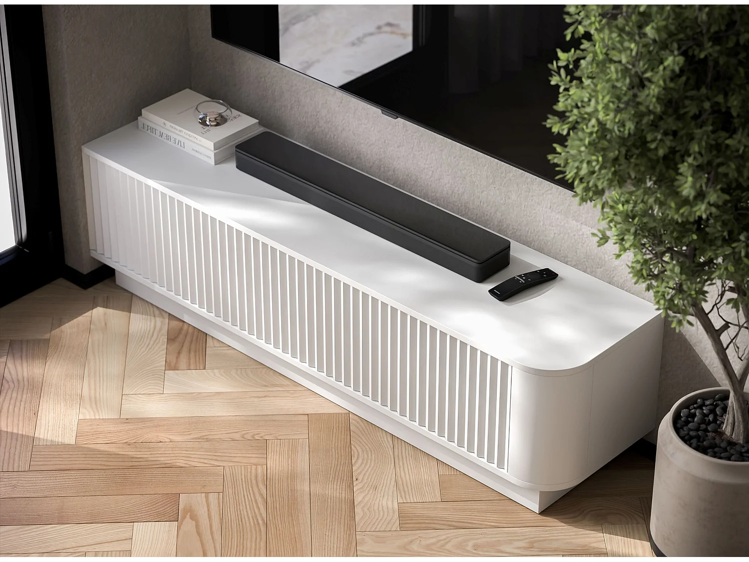 Meuble TV 2 portes, façades en relief, blanc mat, sur socle, 140 cm - AURORA