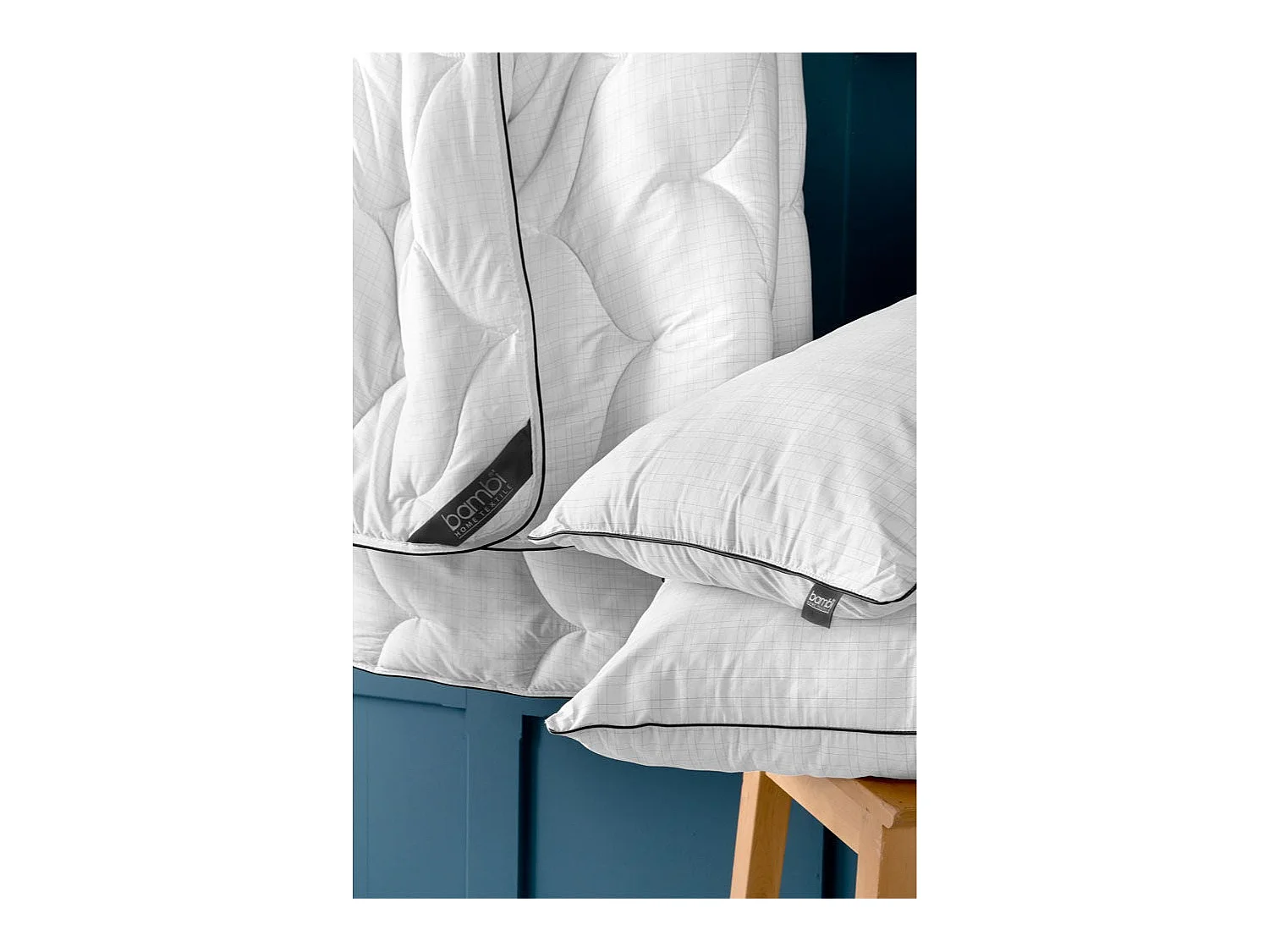 BAMBI Oreiller Antistress 50 x 70 cm, Garnissage fibres silicone HCS 800 g, Housse Micro fil de carbone