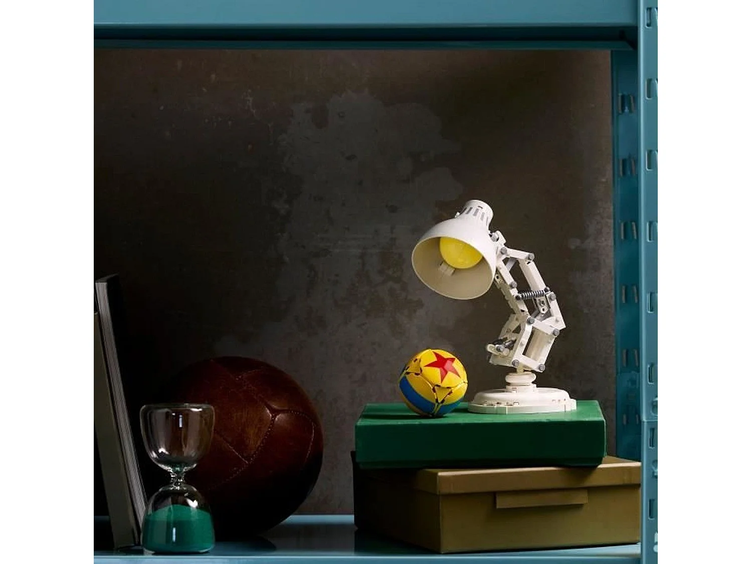 Lego Ideas Disney Pixar Luxo Jr. pour adulte