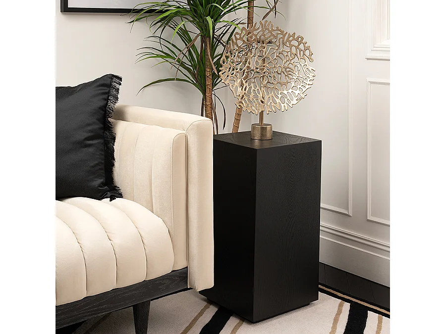 Renato Side Table - Oak Veneer with Black Stain, Matt Black Lacquer