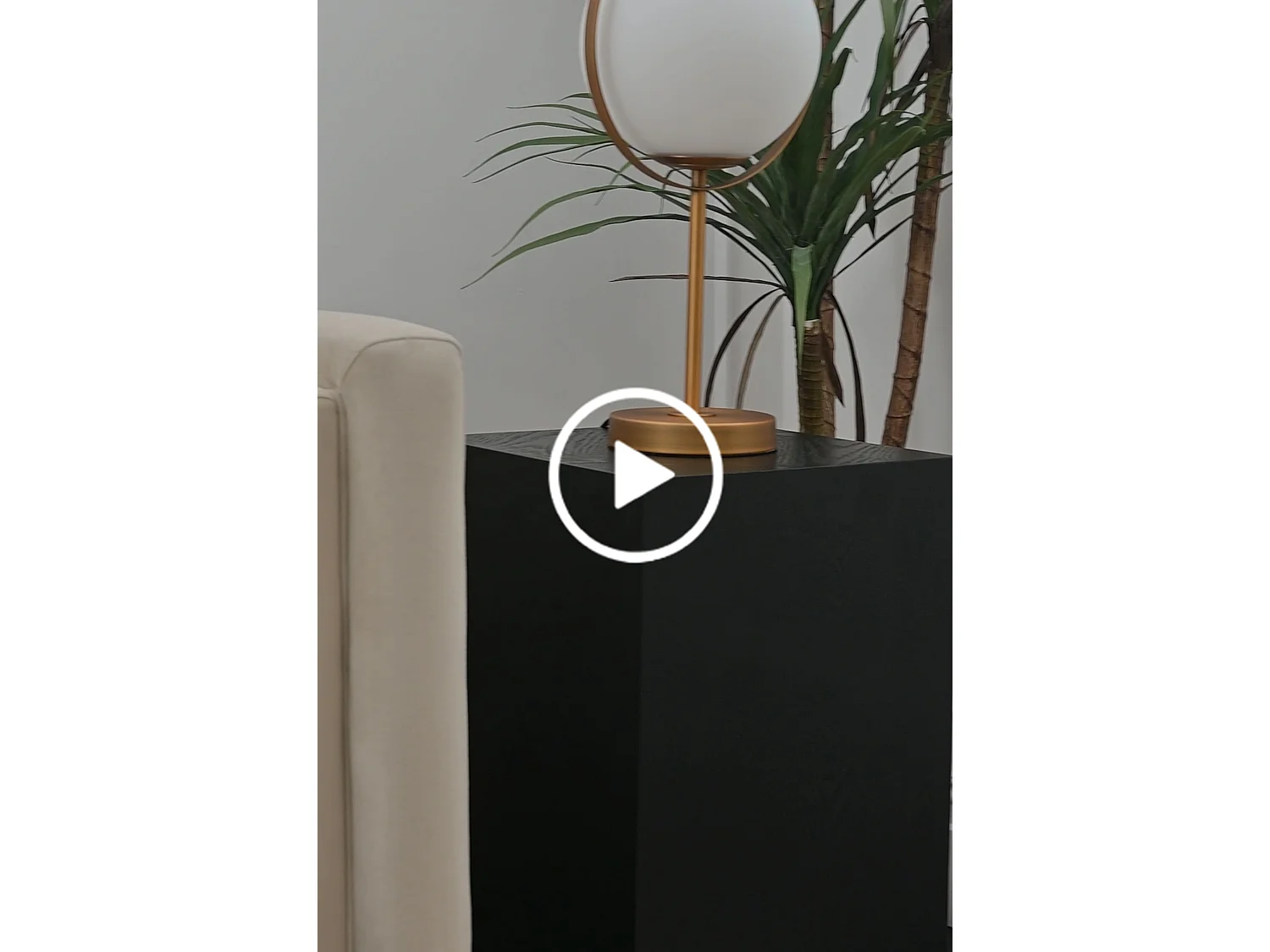 Renato Side Table - Oak Veneer with Black Stain, Matt Black Lacquer
