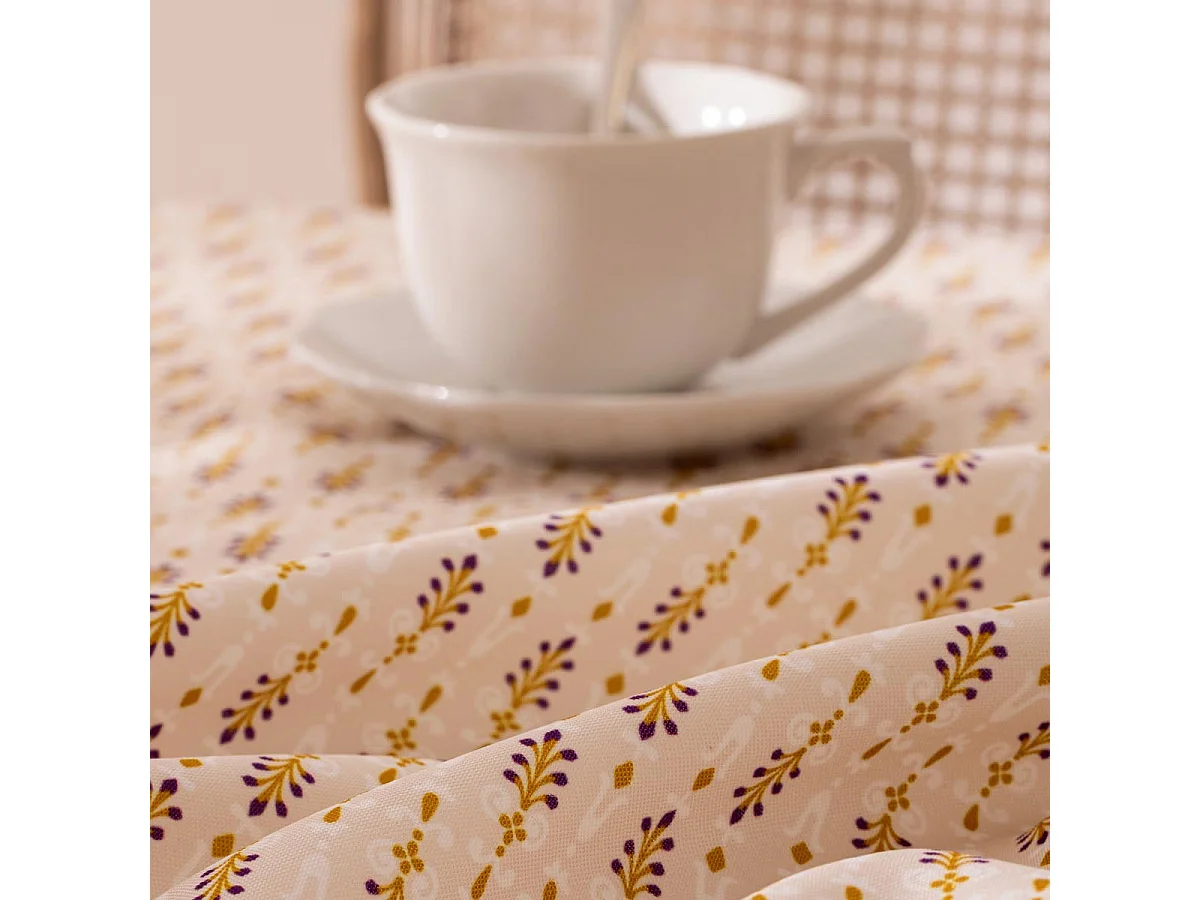 Nappe Antitache Imprimé "Peduru" 140x240cm Beige