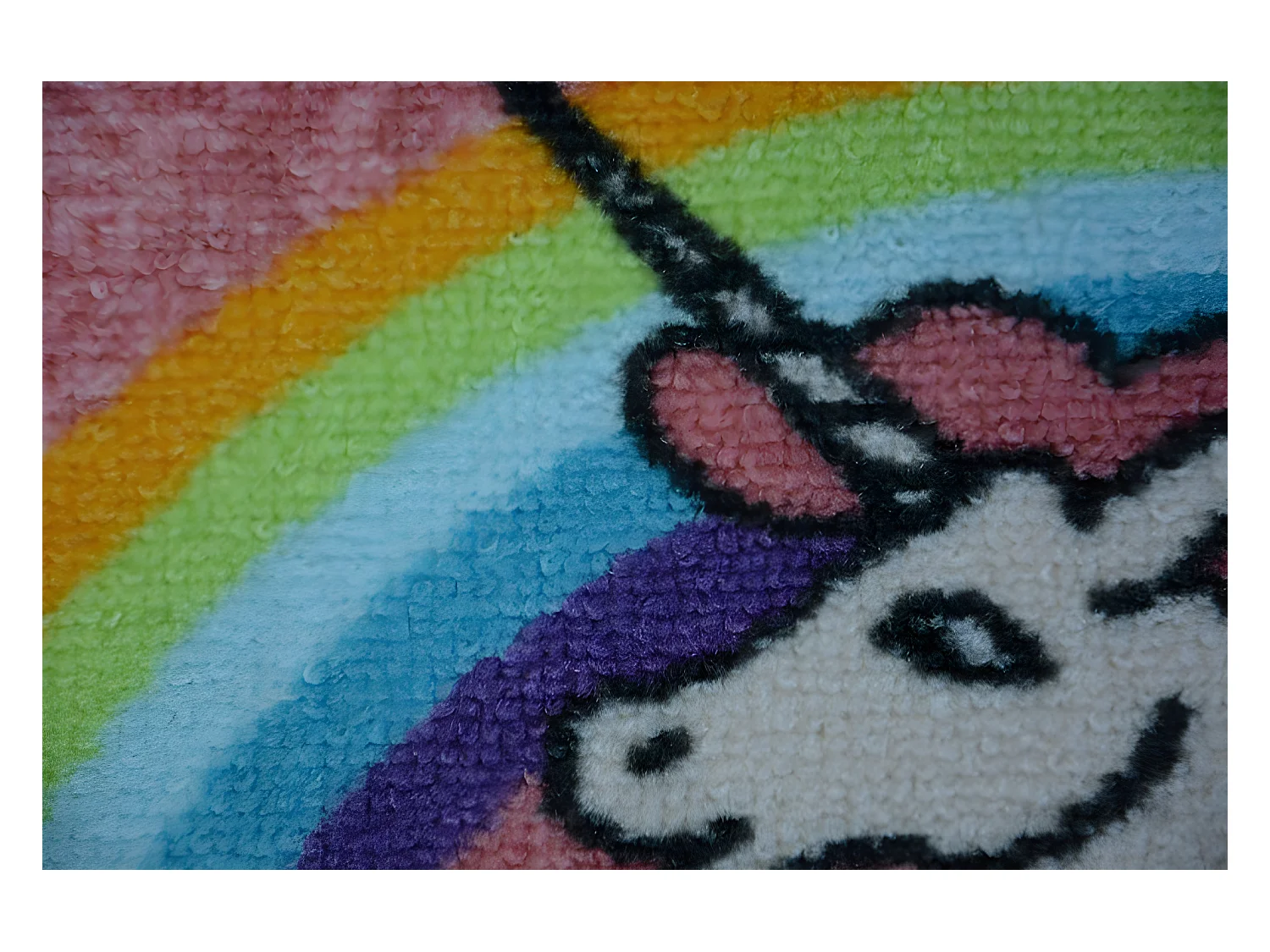 Tapijt voor kinderen UNICORN rozekleuring EENHOORN  150x200 cm