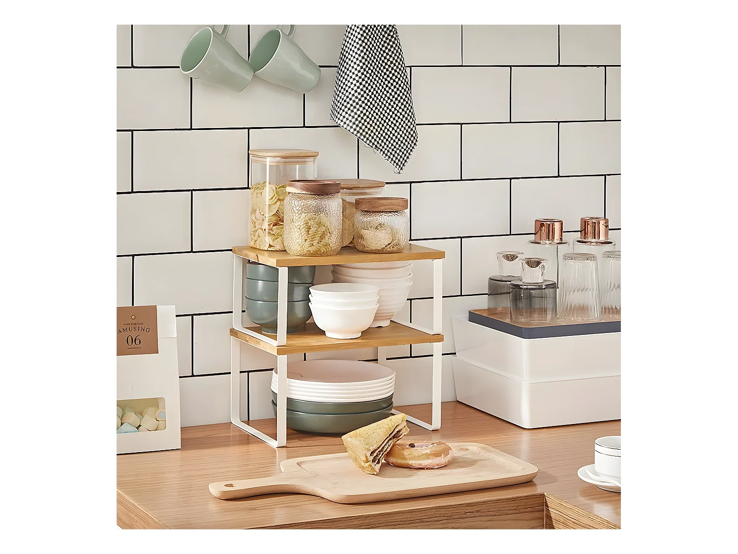 Set di 2 ripiani impilabili in bambù e metallo