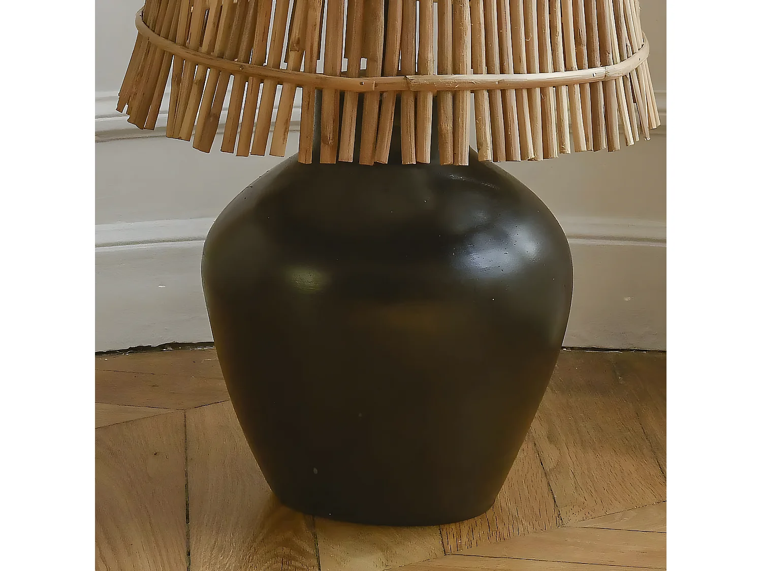 Pied de lampe en terre cuite