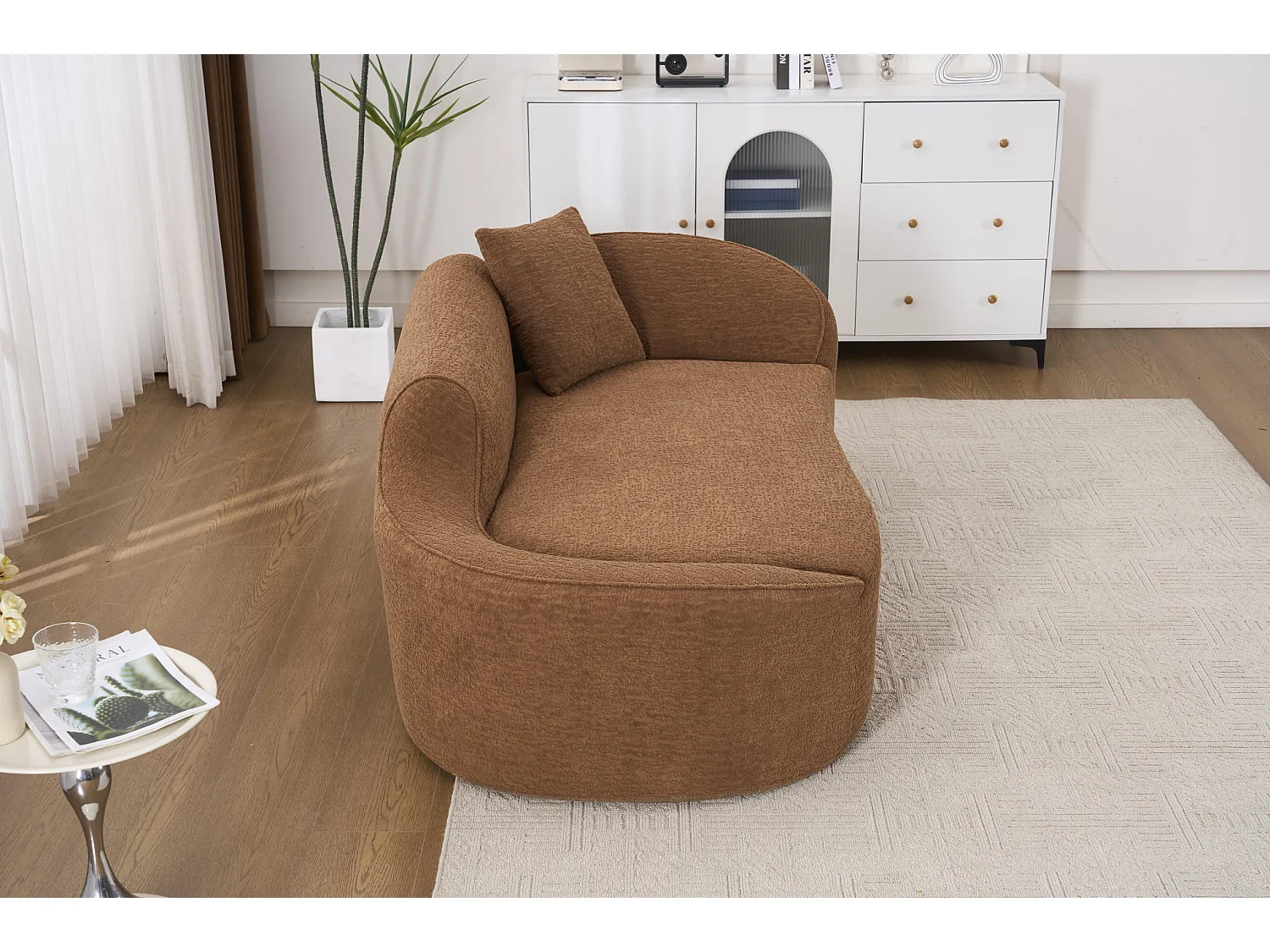 Méridienne arquée en chenille avec coussin – ​​Caramel