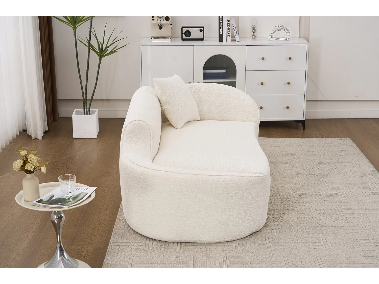 Méridienne arquée en chenille avec coussin – ​​Couleur crème