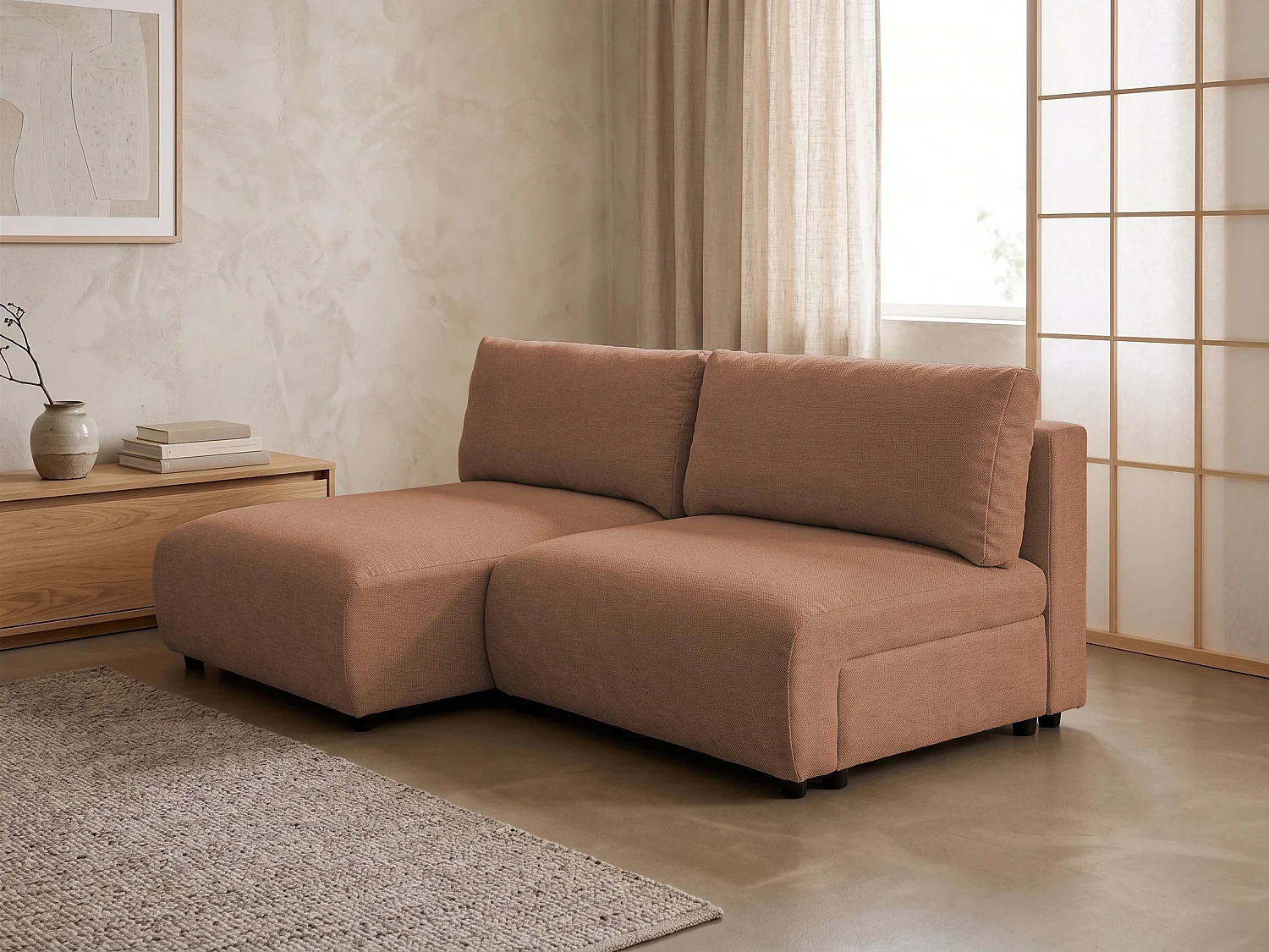 Canapé d’angle avec fonction couchage, coffre de rangement et zone de confort extra profonde en tissu structuré de haute qualité SORA
